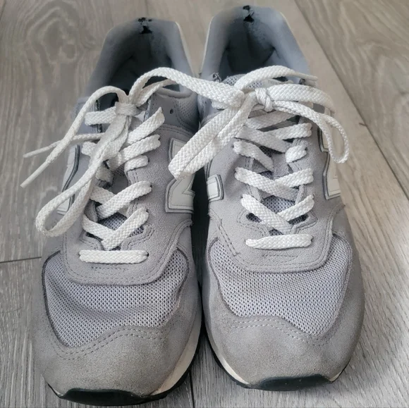 New Balance Sneakers - Picture 4 of 7